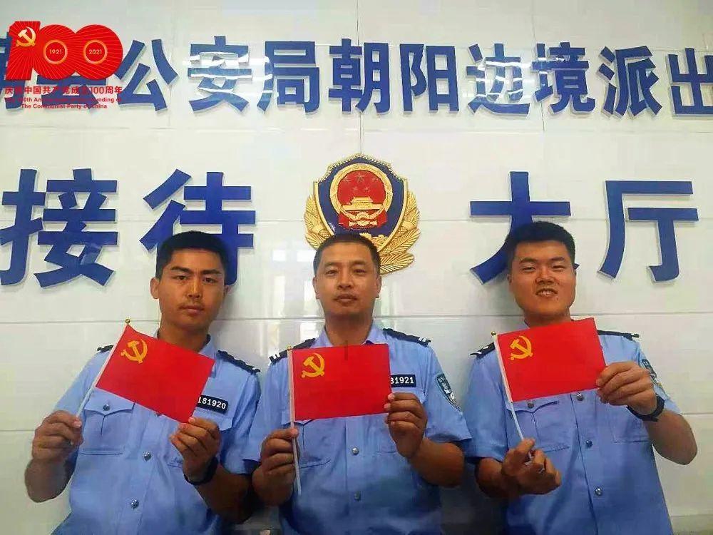 旋转螺旋塔