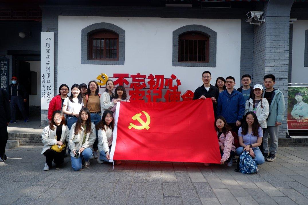 种植种植牙为什么会引起牙龈炎?游戏画面