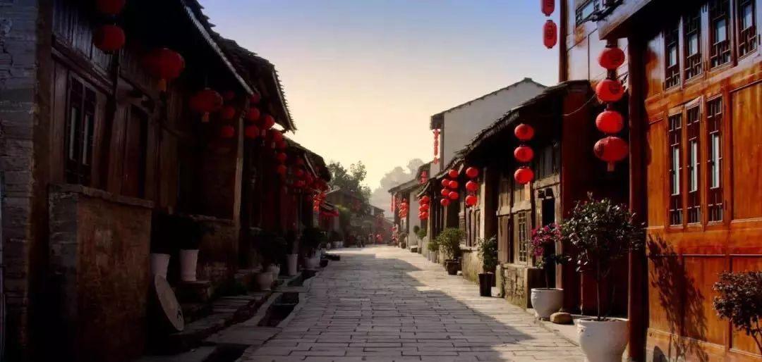 手续费连年下降 期货公司如何突围？