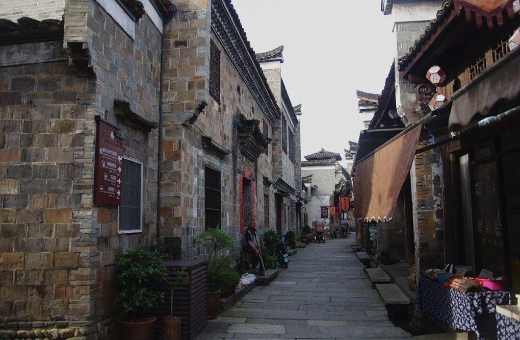 逃离比利部落小屋